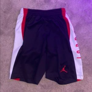 black jordan basketball shorts